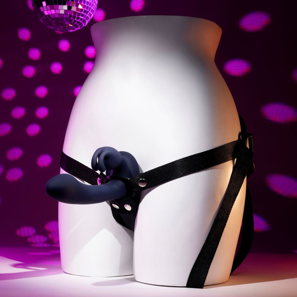 Evolved GIVING VIBES - Vibrating Strap - On with Remote - STRAP - ONS