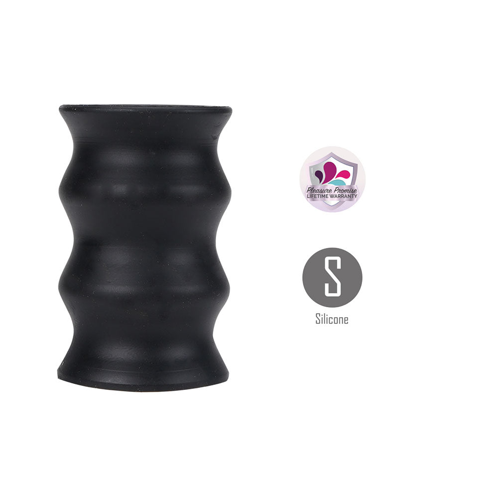 Maia ELI - Black 10 cm Stroker Sleeve - MASTURBATORS
