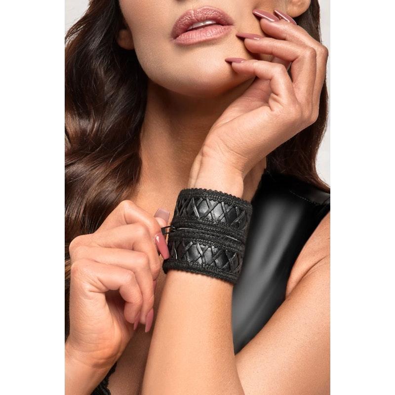 Wrist Wallet with Hidden Zipper - Lingerie